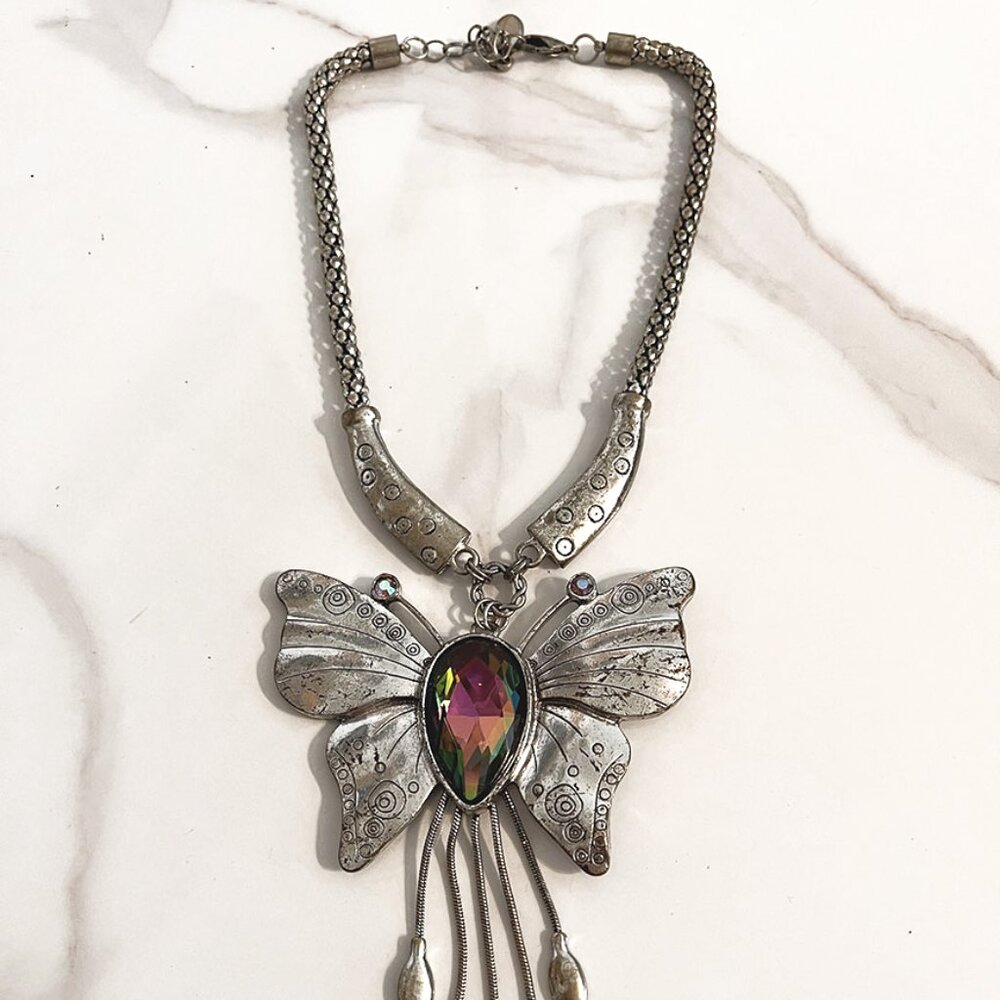 Vintage 70sbutterfly necklace with aurora borealis stones - Picture 2 of 4